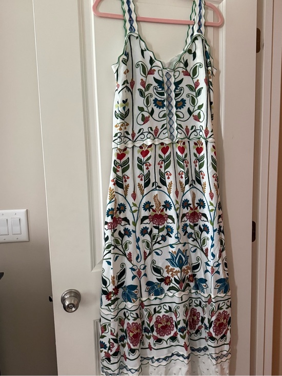 FARM Rio Dresses & Skirts - White Floral Embroidered Sundress